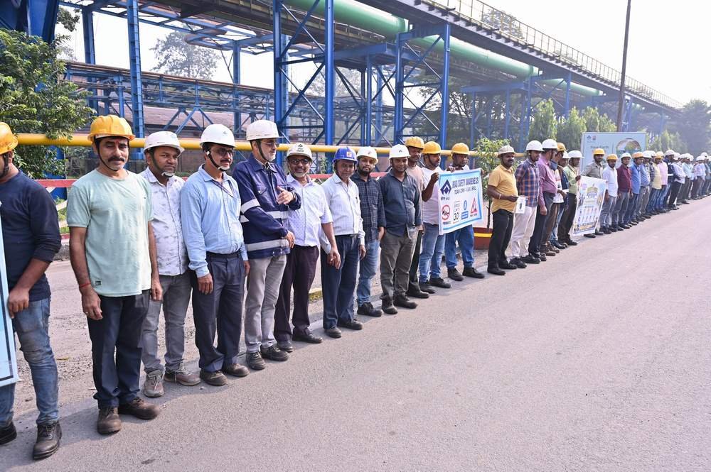 ‘सुरक्षा से कोई समझौता नहीं!’: बोकारो स्टील प्लांट के CRM विभाग में सुरक्षा जागरूकता सप्ताह की धूम